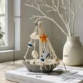 Barca a vela in legno vintage stile mediterraneo con rete bianca e decorazione di conchiglie - Pesce bianco / Bianco Vintage