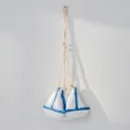 Bella decorazione murale sospesa in legno barca a vela stile mediterraneo blu e bianco - Filo di barche a vela