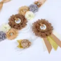 Σετ ζώνης εγκυμοσύνης baby shower και κονκάρδας για μπαμπά με αρκουδάκια και υφασμάτινα λουλούδια. - Ανοιχτό Καφέ