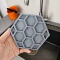Grey silicone honeycomb coaster, hexagonal drainage mat for kitchen cup and table protection. - Small 110mm 47g / Light Gray