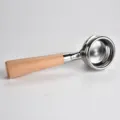 Edelstahl Kaffeemaschine Portafilter mit massivem Holzgriff, 58mm Ersatzteil für Barista. - Einzelner Auslauf / Buchenholz