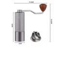 Manuelle Kaffeemühle mit Aluminiumgehäuse, CNC Edelstahlmahlwerk und magnetischem Griff. - Verbessertes Gittermuster 6-Sterne / Grau