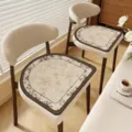 Vintage linen style chair cushion variant, retro floral pattern dining seat pad design for home use. - Brown Branch Floral (Horseshoe)
