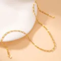 Collana a catena d'oro da donna, collana clavicolare minimalista, gioiello versatile e alla moda. - Choker Necklace / Oro