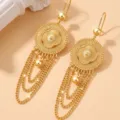 Orecchini pendenti lunghi color oro retrò con design circolare traforato e catene multiple. - Stile Nappa Lunga Tondo Cavo (Stile B) / 1 Paio/Pack / Oro
