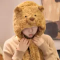Bonito sombrero de oso de felpa con bufanda cálida invierno suave forro polar orejeras - Sombrero de Oso de Barcelona