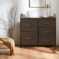 Cassettiera in tessuto con 5 cassetti, struttura in metallo e piano in legno per casa. - 2 Strati 5 Cassetti / Caffè