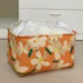 Opvouwbare stoffen opbergmand met mooie bloemenprint en handige binnenvoering voor thuisgebruik. - Met Trekkoord Dielaag Verdikt / Internet Oranje Bloemen Klein