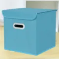 Hellblaue faltbare Stoff-Aufbewahrungsbox mit Deckel und Griff, ideal für Kleidung. - Groß (28x28x28cm) / Mit Deckel Himmelblau