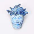 Spilla teschio in smalto blu Halloween floreale costume spilla risvolto accessori gioielli - Blu