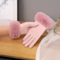 Gants d'hiver pour femmes chauds roses tactile concus avec des manchettes en fausse. - Taille unique / Gants à Doigts / Rose