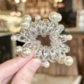 Elastico per capelli a spirale trasparente con perle, elegante accessorio estivo quotidiano. - Elastico a Filo Telefonico con Perle