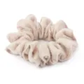 Morbido scrunchie per capelli in lana beige da donna, elastico per coda di cavallo. - Nude Latte