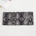 Fardi elastiki korpela gia mallia me print ofi kai lampera stras gia tin kathimerini moda. - Γκρι Σχέδιο Φιδιού
