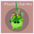 Vue détaillée de la breloque en peluche verte avec lunettes de soleil et perles colorées. - Vert Fluorescent