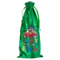 Groene satin wijnfles zak met kerstauto print, feestelijk vakantiegeschenkzakje. - Groen 02