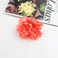 Pince à cheveux fleur artificielle corail, accessoire de cheveux marguerite douce femme. - Rouge pastèque