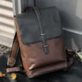 Stiloso zaino in pelle PU nero e marrone, grande borsa da viaggio e scuola per uomo. - Caffè