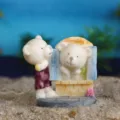 Vue détaillée de l'ornement miniature de fenêtre d'ours en résine pour le décor floral. - Petit Ours Style B / 5.5x4.2x5.2cm