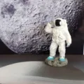 Astronaut figurine desktop decoration white space man ornament resin toy moon scene display model - Astronaut