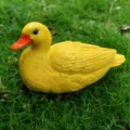 Cute yellow duck garden sculpture resin desktop ornament home decor animal figurine 13.6cm - Yellow Duck