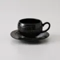 Zwarte keramische koffiekop en schotel set met getextureerde afwerking, ca. 300ml. - 300ml / Geborsteld zwart