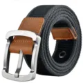 Herren Canvas Gürtel mit Metall Dornschließe und braunen Lederakzenten für lässigen Alltag. - 120cm / Schwarz Gestreift