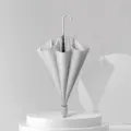 Ombrello lungo grigio scuro con 8 stecche, manico curvo classico e design impermeabile pioggia. - 8 Stecche con Custodia Impermeabile / Grigio Gentiluomo