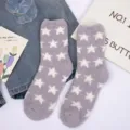 Calcetines de estrella de vellón de coral espesado para mujer, suaves cálidos invierno. - Talla única / Púrpura Grisáceo