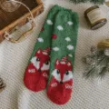 Chaussettes d'hiver en polaire corail verte moelleuse avec motif d'animal de dessin animé. - Taille unique / Renard de Feu