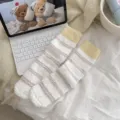 Calcetines de Dormir de Forro Polar Rayados, Blancos Suaves Calientes de Invierno Casa - Talla única / Blanco