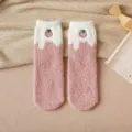 Calzini morbidi in pile corallo donna, inverno spessi caldi ricamo di pesca dolce. - Taglia unica / Rosa