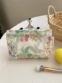 Pochon de maquillage en coton imprimé floral détail avec motif de baies et cadre - M / Motif de Fruits Jaunes