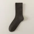 Dicke warme Wollsocken für Herren, einfarbige gerippte Freizeitsocken im kalten Winter. - Einheitsgröße / Kaffeebraun