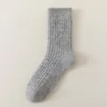 Dicke warme Wollsocken für Herren in Grau gerippt gemütlich Winter Kleidung Basis. - Einheitsgröße / Hellgrau