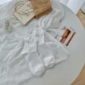 Süße japanische weiße Spitzen Rüschen Socken, kawaii Lolita JK Mädchen Baumwollstrümpfe. - Einheitsgröße / Punkt Patchwork Kleiner Spitzenbesatz Reinweiß 24059