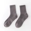 Grey athletic crew socks for men with cushioned honeycomb grip sole, breathable and comfortable. - Quarter / Honeycomb Gray
