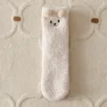 Flauschige Korallenfleece Bären Socken warme Winter Schlafsocken beige Variante - Einheitsgröße / Hautfarben
