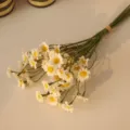 Mazzo di piccole margherite artificiali 6 steli fiori di camomilla finti decorazione - Bianco