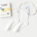 Chaussettes mi-hautes blanches pour femmes avec charmante broderie smiley violette en coton. - Taille unique / Violet