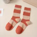 Damen gestreifte Baumwoll-Wadensocken, modische lässige Frühlings- und Sommerkleidung. - Einheitsgröße / Rot
