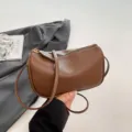 Bolso de hombro marrón retro estilo dumpling bolso cruzado casual de cuero PU para mujeres. - Marrón Oscuro