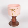 Coppa alta in ceramica rosa base in legno portacandela dessert vaso di fiori succulenti - Vena Dorata Rosa Piccolo