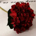 Stelo di fiore di ortensia artificiale rosso scuro per decorazione matrimonio e casa. - Rosso Vivo