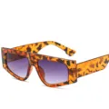 Schicke Damen Sonnenbrille im modernen flachen Top-Design mit tollem Schildpatt-Muster. - Schildpattrahmen Farbverlauf Grau
