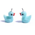 Blaue Harz Enten Anhänger mit Metallösen, süße DIY Schmuckaccessoires für handgemachte Ketten. - Einfarbiger Ente Anhänger (A2-256) / 20x17mm / Blau