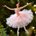 Pendentif voiture fille ballerine rose decoration sac elegante princesse jupe rose - 8cm / Style 12