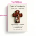 Hölzernes Taschenkreuz mit schöner Krippenfigur der Heiligen Familie und inspirierender Karte. - Karte 7x9cm Produkt 5cm / Stil 2