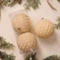 Pallina di Natale floccata extra grande 30cm, set di decorazione champagne per l'albero. - Palla a Griglia 20cm (2pz/Scatola) / Bianco Latte