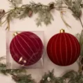 Pallina di Natale floccata extra large con strisce dorate scintillanti per le feste. - Palla Zucca 25cm (1pz/Scatola) / Borgogna